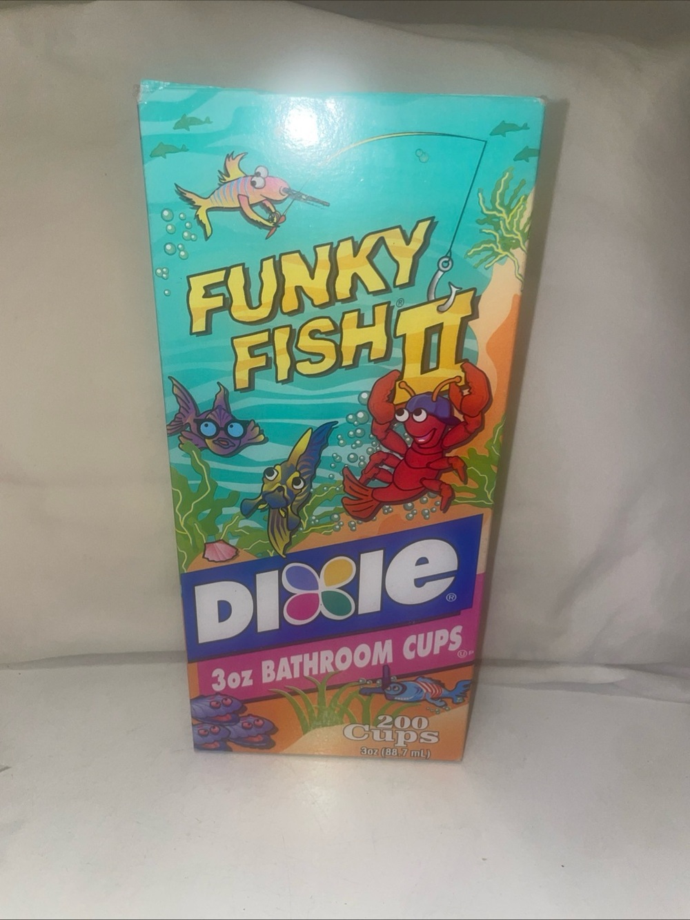 Dixie Funky Fish II 3oz Bathroom Cups - Colorful Ocean Open Box 200 count VTG